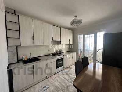 3-комнатная квартира · 80 м² · 9/12 этаж, 6 блок 11 улицца 43/1 за 15 000 〒 в Туркестане