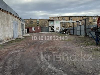 Өнеркәсіптік база · 50 сотық, Пришахтинск, 21й микрорайон строение 20/1, бағасы: 150 млн ₸ в Караганде, Алихана Бокейханова р-н