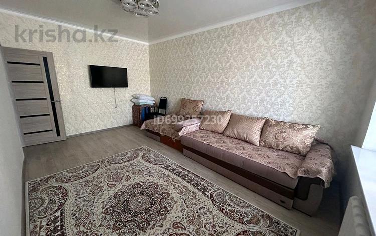 2-комнатная квартира · 54 м² · 2/5 этаж, Колбасшы койгельды 192 — Абди, Фиркан, Вкусная корзинка, налоговый комитет, каспий банк за 25 млн ₸ в Таразе — фото 2