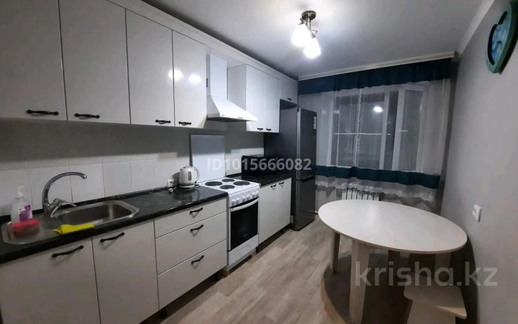 1-комнатная квартира · 50 м² · 4/5 этаж, Энергетиков 108 за 120 000 ₸ в Экибастузе — фото 2