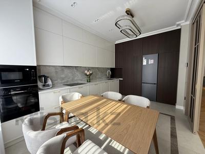 4-комнатная квартира · 166.9 м² · 8/17 этаж, Аль-Фараби 9/1 за 173 млн ₸ в Астане, Есильский р-н