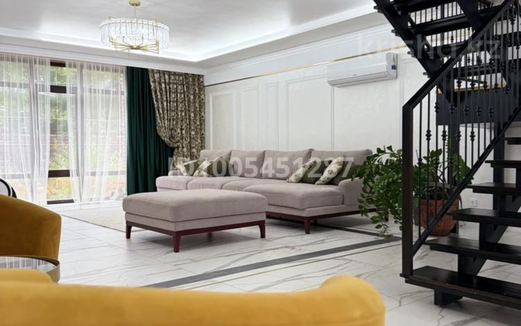 Отдельный дом · 6 комнат · 280 м² · 20 сот., Барыс за 380 млн 〒 в Петропавловске — фото 2