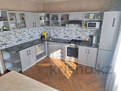 Отдельный дом · 3 комнаты · 155 м² · 15 сот., Набережная 38 за 15.5 млн ₸ в 