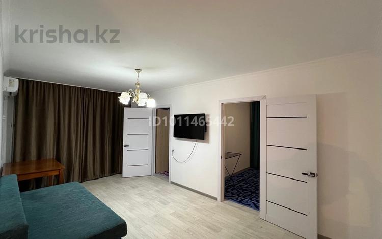 3-комнатная квартира · 54 м² · 2/5 этаж, Есенберлина 21 за 200 000 ₸ в Жезказгане — фото 2