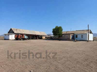 Жеке үй · 5 бөлме · 300 м² · 25 жүзд., Полевойстан 4 — Арка, бағасы: 30 млн ₸ в Кызыл-Кайнар