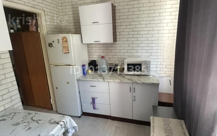 2-бөлмелі пәтер · 50 м² · 4/5 қабат, Толе би 113/75, бағасы: 270 000 ₸ в Алматы, Алмалинский р-н — фото 2