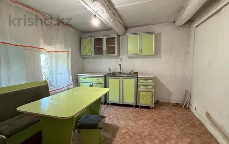 Отдельный дом · 2 комнаты · 57 м² · 3.5 сот., Сельхозная 18 за 5 млн ₸ в Семее — фото 2