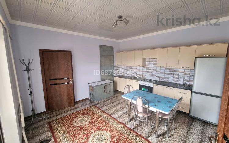 2-комнатная квартира, 80 м², 1/5 этаж помесячно, АДС — Камунизм за 100 000 〒 в Туркестане — фото 2
