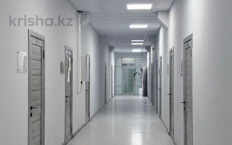 Еркін, кеңселер, дүкендер мен бутиктер · 22 м², бағасы: 154 000 ₸ в Алматы — фото 2
