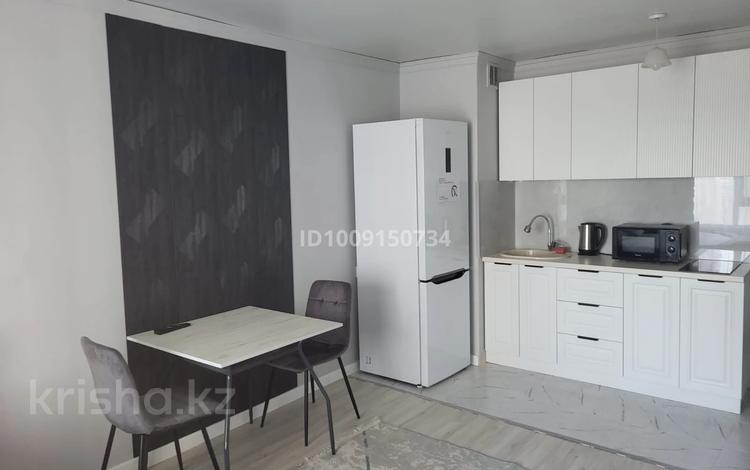 1-комнатная квартира · 32 м² · 6/12 этаж, мкр Аккент 97 за 2 000 ₸ в Алматы, Алатауский р-н — фото 2