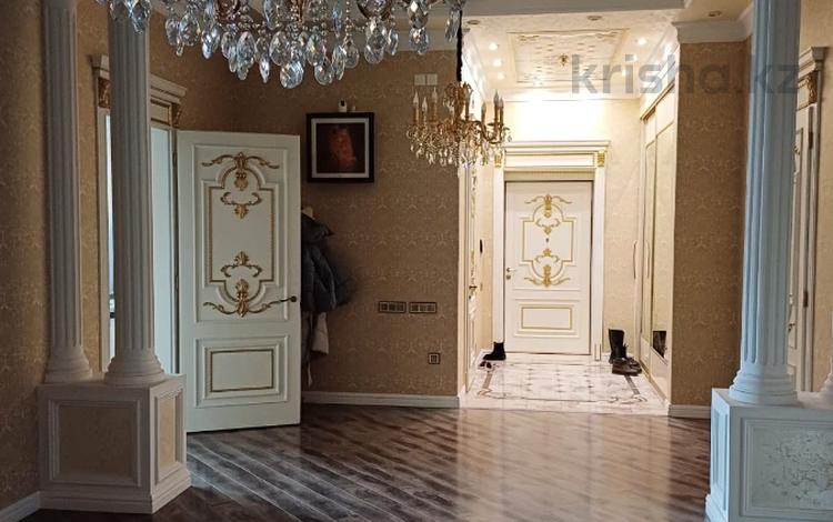 5-комнатная квартира · 270 м² · 5/6 этаж, Алихан Бокейхан 14 — Орынбор за 300 млн ₸ в Астане, Есильский р-н — фото 2