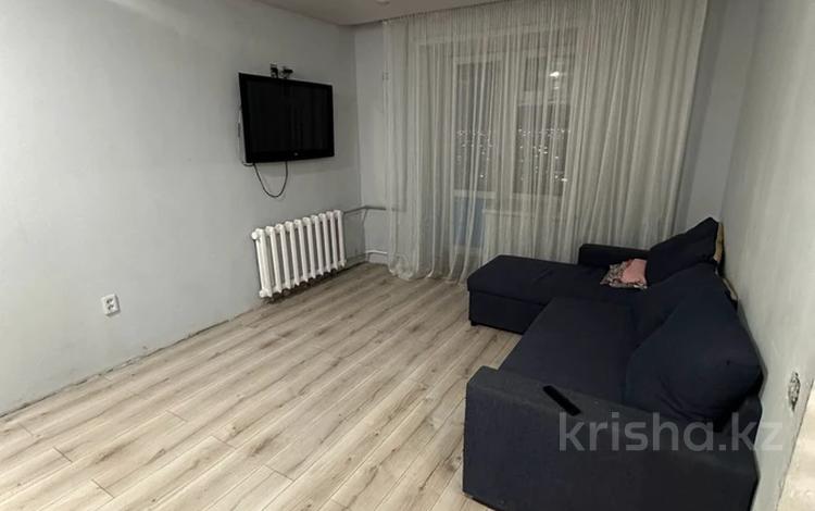 2-бөлмелі пәтер · 50 м² · 14/14 қабат, Ауезова, бағасы: 18 млн ₸ в Семее — фото 2
