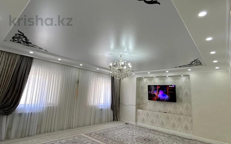 4-комнатная квартира · 160 м² · 3/7 этаж, 19-й мкр 17/2 за 59 млн ₸ в Актау — фото 2