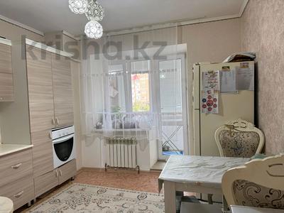 3-комнатная квартира · 80 м² · 1/5 этаж, мкр. Алтын орда за 34 млн ₸ в Актобе