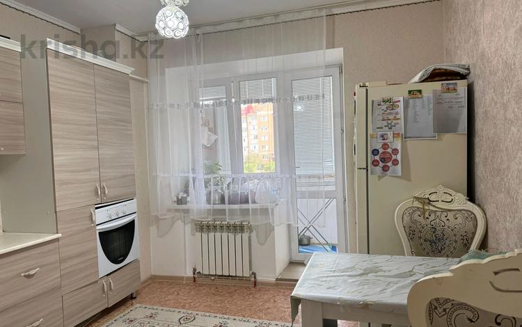 3-комнатная квартира · 80 м² · 1/5 этаж, мкр. Алтын орда за 34 млн ₸ в Актобе — фото 2