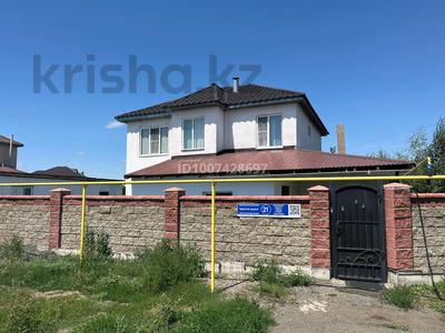 Отдельный дом · 5 комнат · 181 м² · 10 сот., мкр Уркер, Умбетей жырау 21 — Исатай за 60 млн 〒 в Астане, Нура р-н