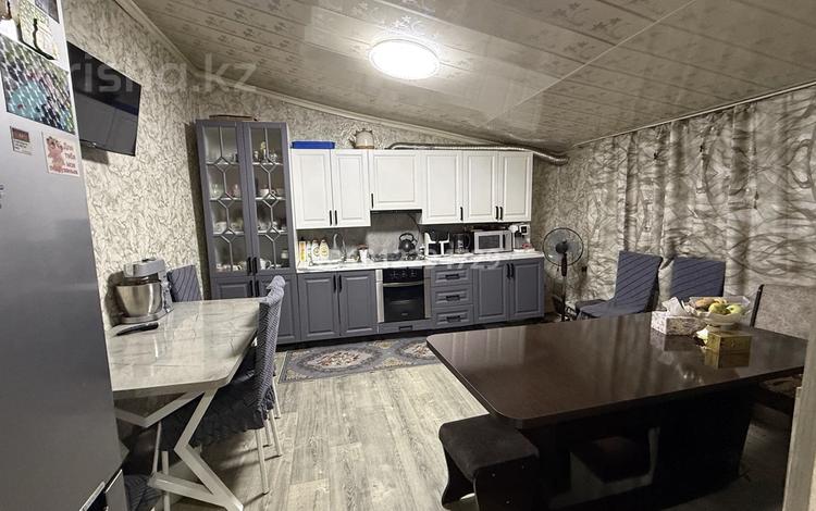 3-комнатная квартира · 76.6 м², ул. Пацаева 11А кв2 — За магазином Рахат за 12.5 млн ₸ в  — фото 10