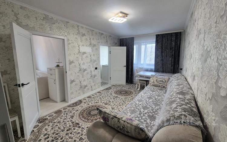 3-бөлмелі пәтер · 48 м² · 2/5 қабат, мкр Городской Аэропорт, Мкр Городской Аэропорт, улица Штурманская 1/5, бағасы: 16 млн ₸ в Караганде, Казыбек би р-н — фото 2