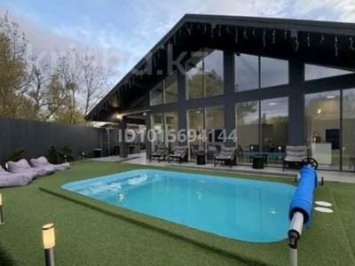 Дом · 4 комнаты · 170 м², Черемушки-2 за 75 000 ₸ в Астане
