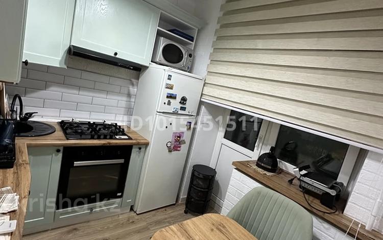 2-комнатная квартира · 56 м² · 2/5 этаж, мкр Центральный, азаттык — азаттык и алипова за 25 млн ₸ в Атырау — фото 2