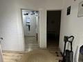 2-комнатная квартира · 56 м² · 2/5 этаж, мкр Центральный, азаттык — азаттык и алипова за 25 млн ₸ в Атырау — фото 7
