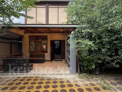 Жеке үй · 15 бөлме · 800 м² · 9.5 жүзд., Неверова 16а, бағасы: 160 млн ₸ в Атырау