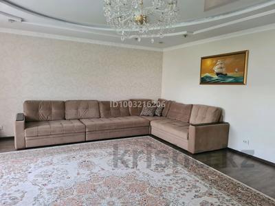 3-комнатная квартира · 160 м² · 3/4 этаж, Ауэзова — Ауэзова-Темирбекова за 30 000 ₸ в Кокшетау