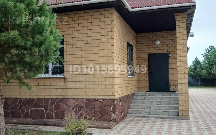 Отдельный дом · 4 комнаты · 166 м² · 10 сот., Заречный, 2-я линия 55 за 80 млн ₸ в Щучинске — фото 2