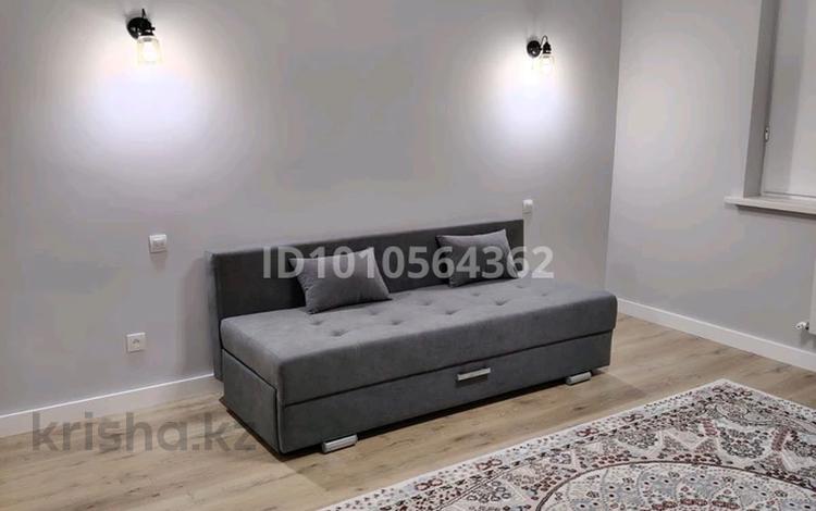 1-комнатная квартира · 44 м² · 1/9 этаж, мкр Нурсая, Елорда 6/6 — Бином школа за 250 000 ₸ в Атырау — фото 2
