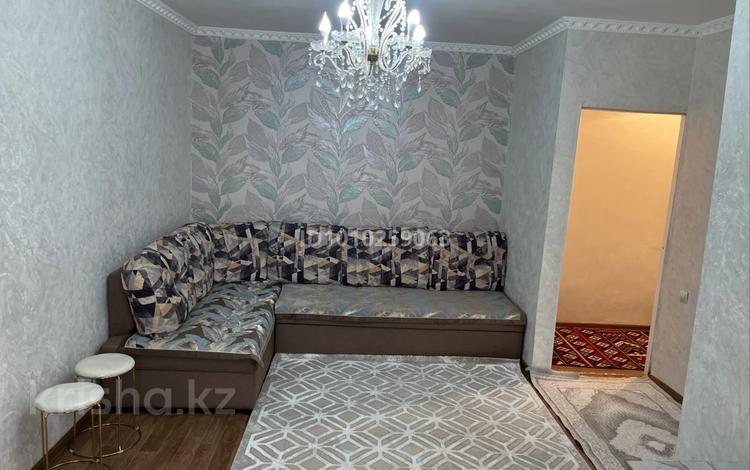 2-бөлмелі пәтер · 44 м² · 1/2 қабат, Дуйсенова 39 — Район жд вокзала, бағасы: 16 млн ₸ в  — фото 2