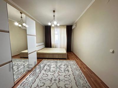 2-комнатная квартира, 68 м², 10/12 этаж, Курмангазы 3 за 24.7 млн 〒 в Атырау