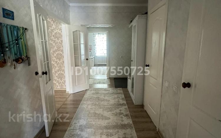 3-бөлмелі пәтер · 73 м² · 1/5 қабат, Арай 2 — Арай 2, бағасы: 26 млн ₸ в  — фото 2
