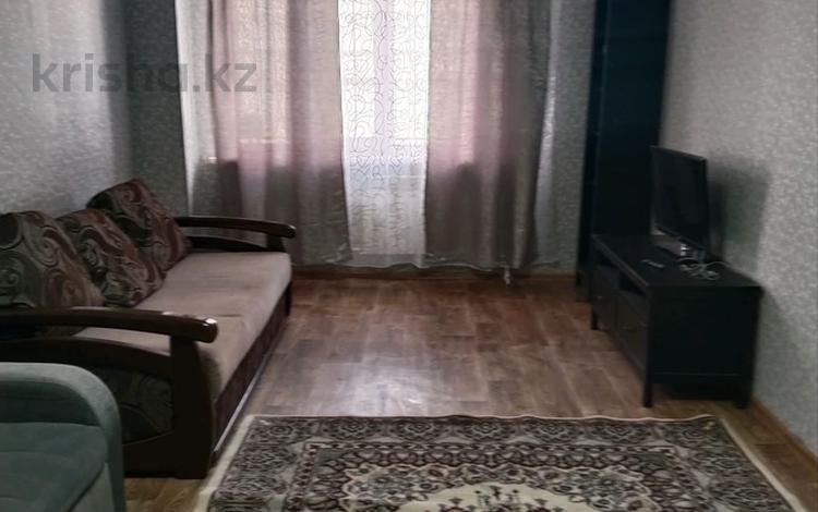 1-комнатная квартира · 58 м² · 1/12 этаж, Просп. Республики 1/3 за 140 000 ₸ в Караганде — фото 2
