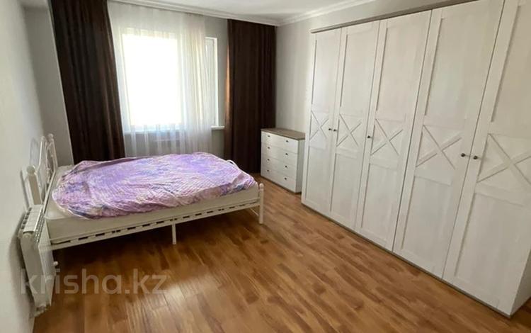 2-комнатная квартира, 65 м², 10/16 этаж, Иманбаевой 10 за 34.5 млн 〒 в Астане, р-н Байконур — фото 2