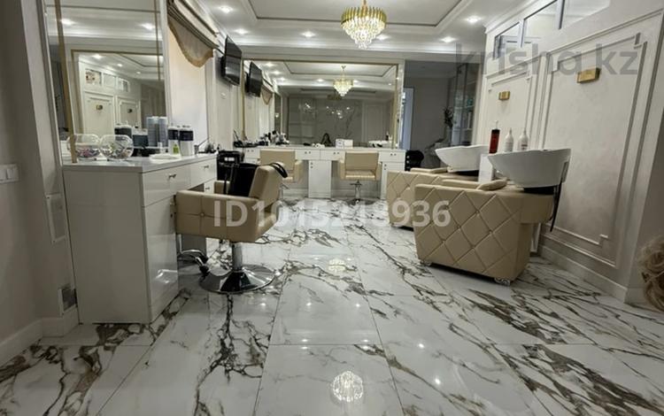 Салоны красоты · 80 м² за 200 млн ₸ в Астане, Сарыарка р-н — фото 2