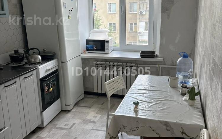 3-комнатная квартира · 56.5 м² · 5/5 этаж, Ихсанова 45 за 18 млн ₸ в Уральске — фото 19