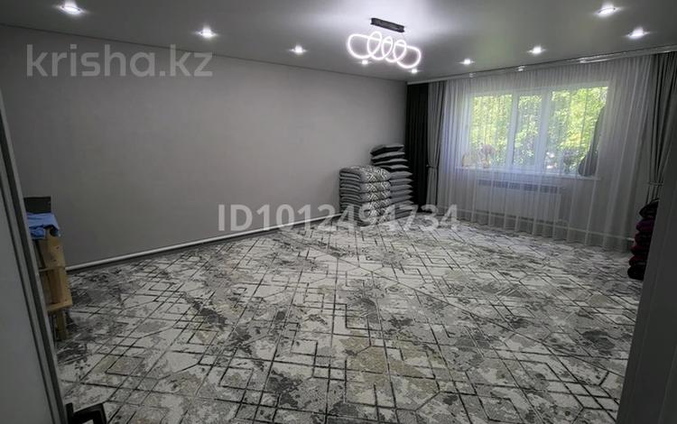 Отдельный дом · 4 комнаты · 115 м² · 8 сот., Тамарикс 170 за 25 млн ₸ в Уральске — фото 2