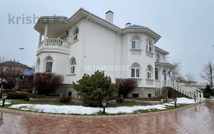 Отдельный дом · 7 комнат · 607 м², С.Саургалиева 1 А за ~ 1.9 млн 〒 в Атырау, мкр Жилгородок — фото 2