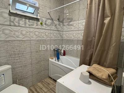 Отдельный дом · 2 комнаты · 55 м², мкр Байтак-3, 7 за 120 000 ₸ в Атырау, мкр	Байтак-3