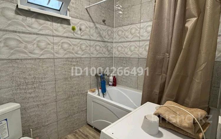Отдельный дом · 2 комнаты · 55 м², мкр Байтак-3, 7 за 120 000 ₸ в Атырау, мкр	Байтак-3 — фото 2
