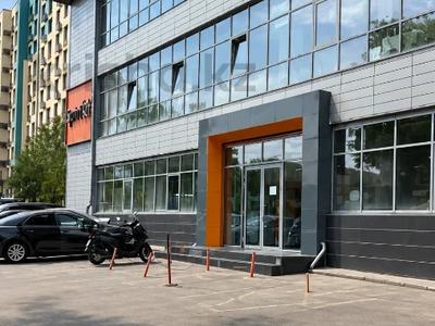 Свободное назначение, офисы, магазины и бутики, склады, общепит, салоны красоты, фитнес и спорт, медцентры и аптеки, образование, развлечения, конференц-залы, кабинеты и рабочие места, студии · 660 м² за 3.9 млн ₸ в Алматы, Алмалинский р-н