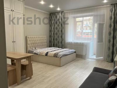 Пәтерлер в Павлодарской обл.: 1-бөлмелі пәтер · 41 м² · 1/9 қабат, Дюсенова 2/2, бағасы: 21 млн 〒 1-бөлмелі пәтер · 41 м² · 1/9 қабат, Дюсенова 2/2, бағасы: 21 млн 〒 в Павлодаре