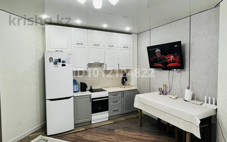 1-комнатная квартира · 36.4 м² · 11/14 этаж, просп. Нургисы Тлендиева 42 за 18.5 млн 〒 в Астане, Сарыарка р-н — фото 2