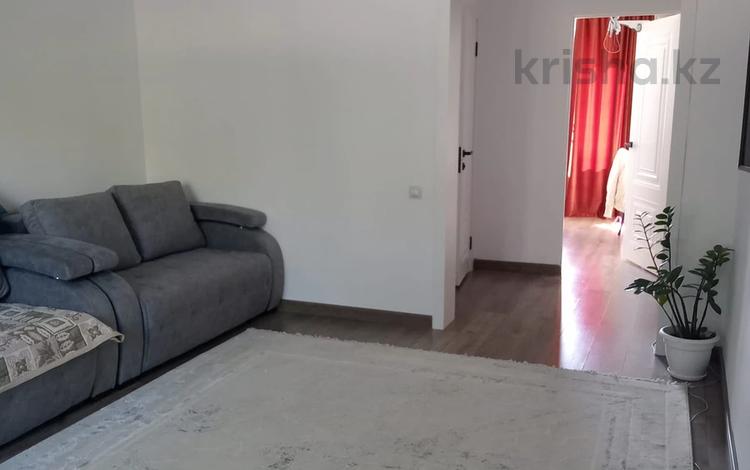 2-бөлмелі пәтер · 55 м² · 2/5 қабат, Болашак 20, бағасы: 26 млн ₸ в Талдыкоргане, мкр Болашак — фото 2