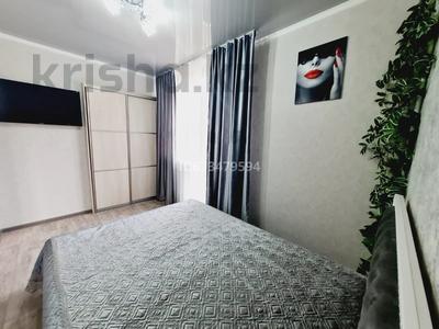 2-комнатная квартира, 42 м², 2/3 этаж посуточно, Ахметова 6 за 20 000 〒 в Алматы, Турксибский р-н
