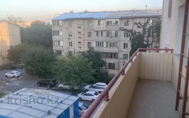 1-бөлмелі пәтер · 48 м² · 4/17 қабат, Таугүл ш/а. — Берегового, бағасы: 35 млн ₸ в Алматы, Ауэзовский р-н — фото 11