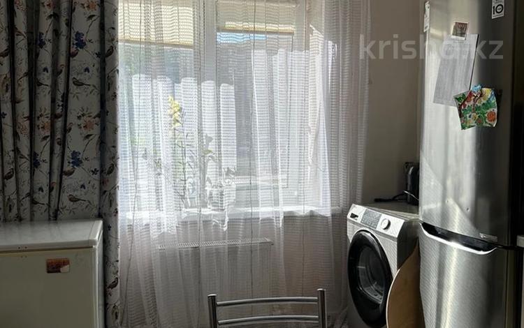3-бөлмелі пәтер · 85.3 м² · 1/9 қабат, мкр Юго-Восток, шахтеров 23, бағасы: 36.5 млн ₸ в Караганде, Казыбек би р-н — фото 2