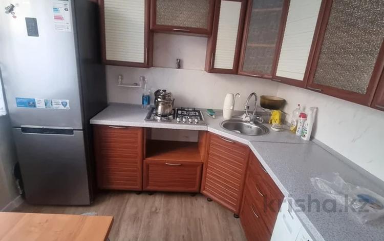 3-комнатная квартира · 80 м² · 4/5 этаж, Альфараби — Шашкина за 450 000 ₸ в Алматы, Медеуский р-н — фото 2
