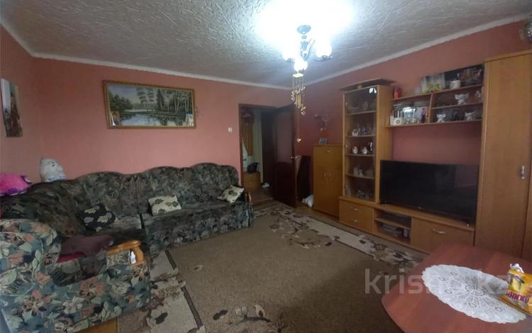 3-бөлмелі пәтер · 55 м² · 9/9 қабат, 6 мкр., бағасы: 8 млн ₸ в Темиртау — фото 2