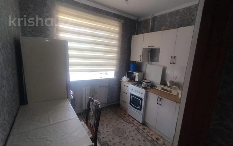 1-бөлмелі пәтер · 35 м² · 5/6 қабат, 2 ш/а., бағасы: 12 млн ₸ в Актобе, мкр 8 — фото 2